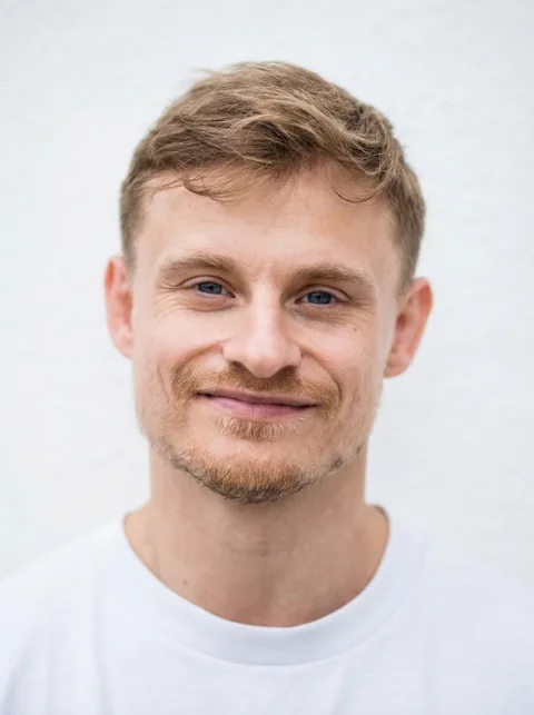 Matthias, Gründer von Heldio